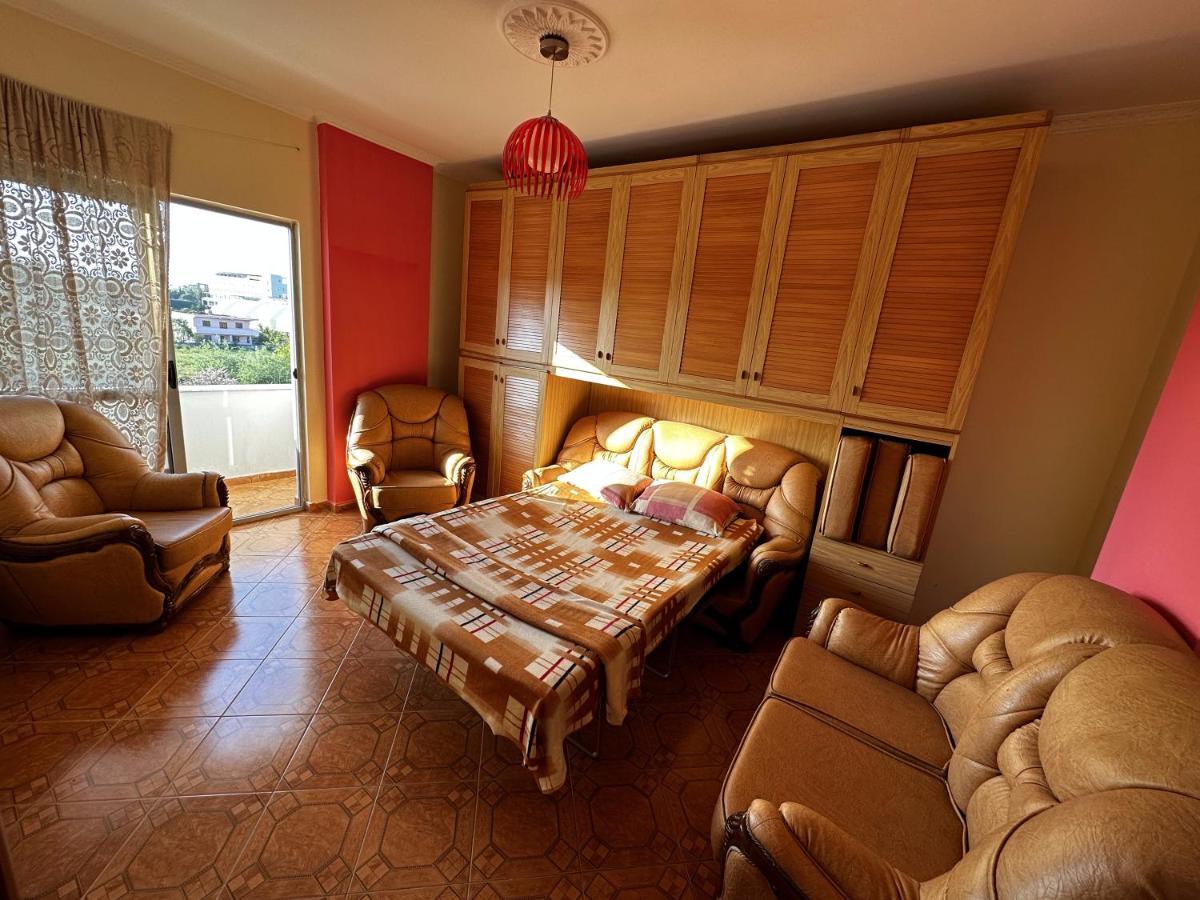 Sunny Riverside Tirana'S Oasis - Breakfast & Dinner ภายนอก รูปภาพ